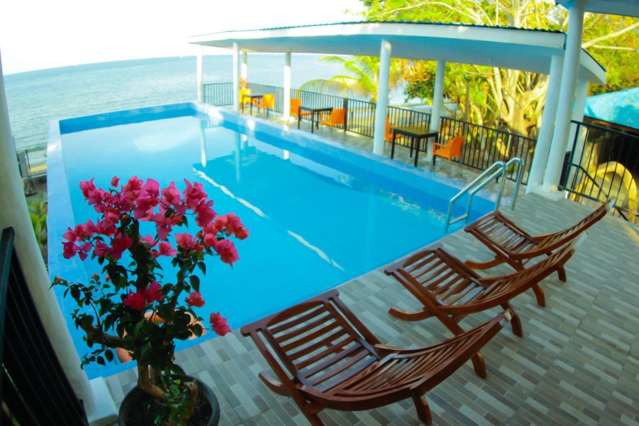 Fx72 Beach Resort Maumere Εξωτερικό φωτογραφία