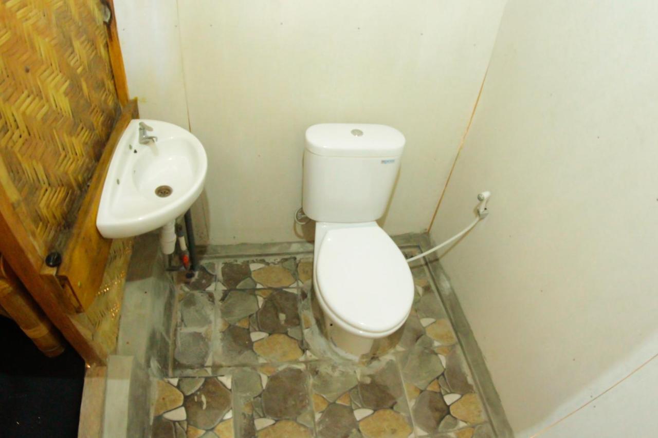 Fx72 Beach Resort Maumere Εξωτερικό φωτογραφία